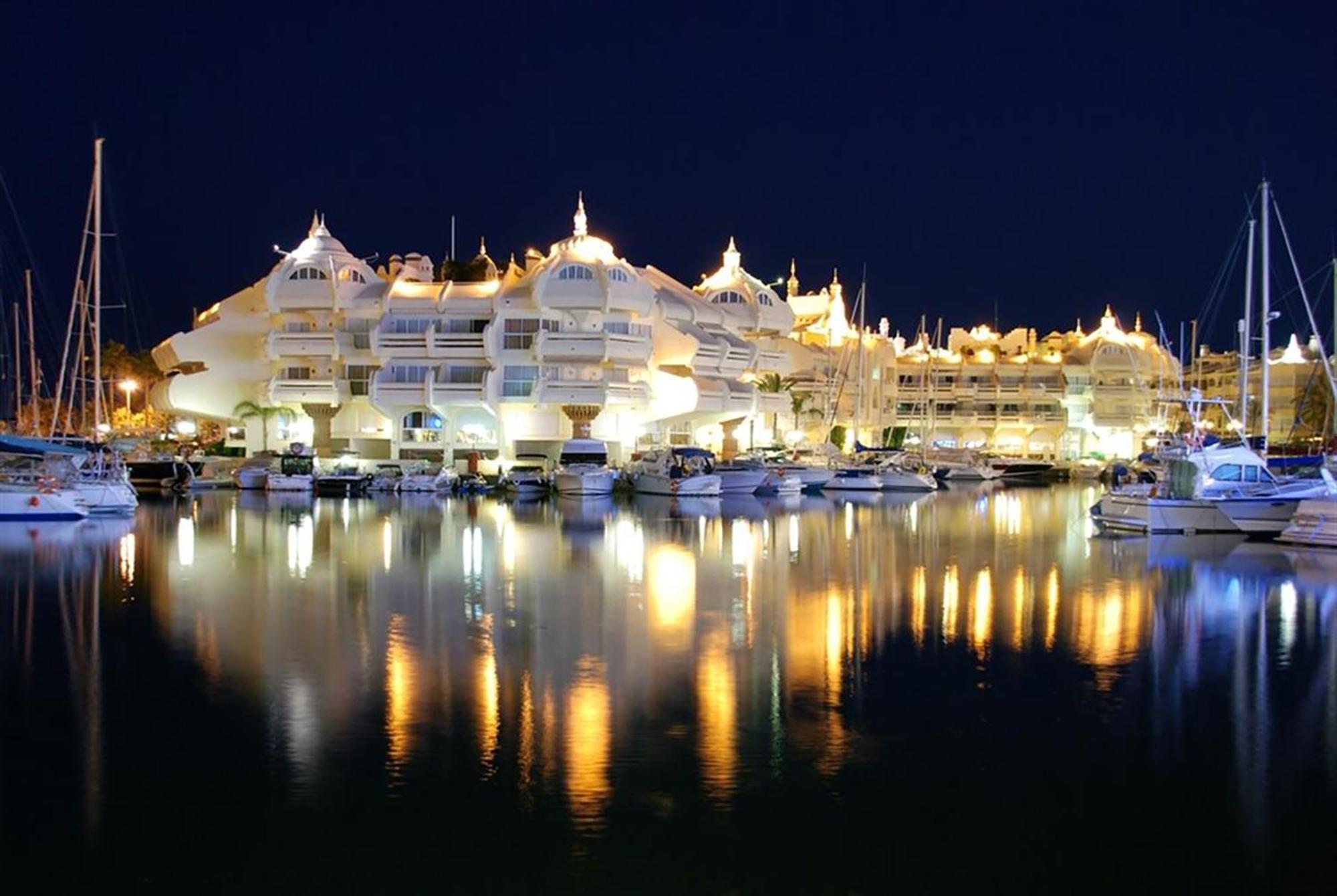 Skysea Puerto Marina Apartment Benalmadena